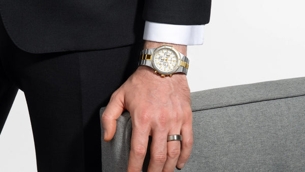Reloj Bulova Prestige Hombre Acero Bicolor - Vista lateral