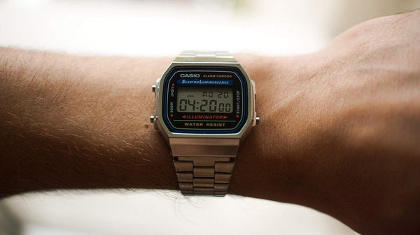 A-168WA-1 Reloj Casio Unisex, Vintage Clásico Illuminator - Plateado