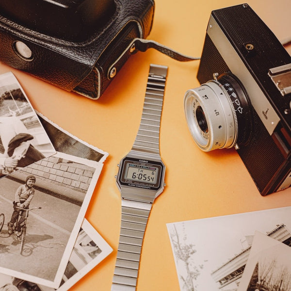 A-700W-1A Reloj Casio Unisex, Vintage Clásico Cronógrafo - Vista lateral