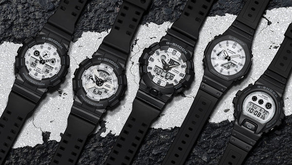 GA-700WD Reloj G-Shock Hombre Resina Negro Esfera Blanca - Vista lateral