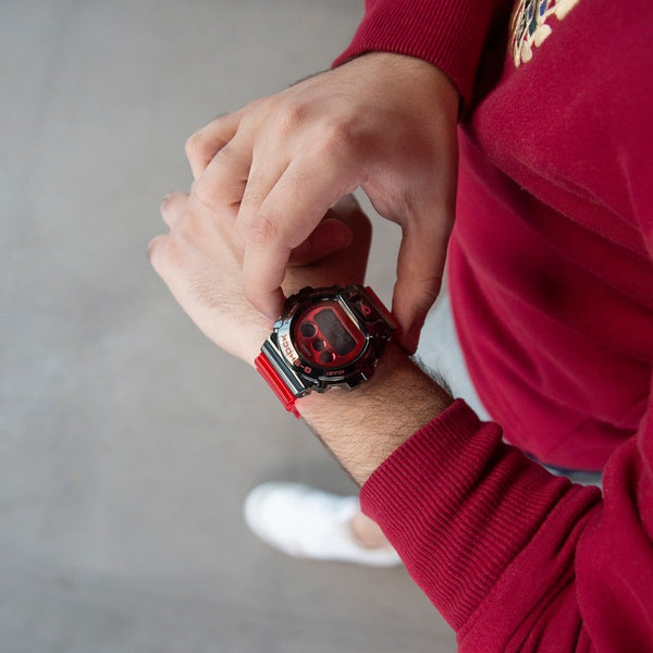 GM-6900B Reloj G-Shock GM-6900 Hombre Bisel Metálico Rosa - Vista lateral