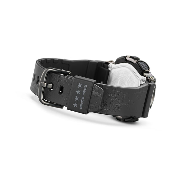 GM-S114GEM Reloj G-Shock Metal Forjado Hombre Caucho Gris - Vista lateral