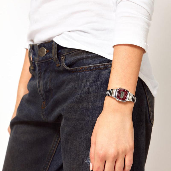LA-670WA-4 Reloj Casio para Mujer, Vintage Clásico — imagen 2 de 5