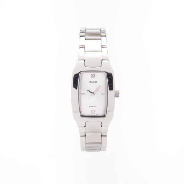 LTP-1165A-7C2 Reloj Casio para Mujer — imagen 2 de 4