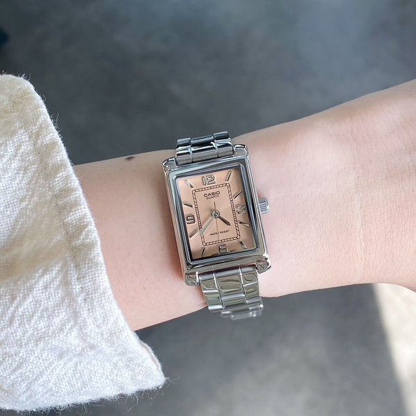 LTP-1234DD-4A Casio reloj para mujer correa de acero inoxidable — imagen 2 de 5