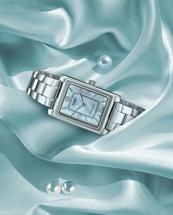 Reloj LTP-1234DS-2A Casio Vintage para dama pulsera de metal — imagen 2 de 5