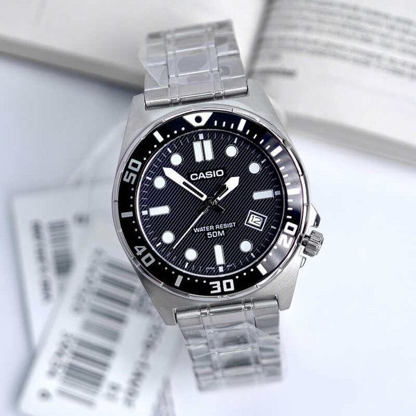 MTD-135D-1AV Casio Reloj para hombre pulsera de metal — imagen 2 de 2