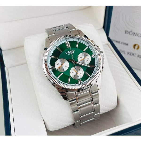 MTP-1375D-3AV Reloj Casio Análogo para Caballero con Pulsera de Acero Inoxidable — imagen 2 de 3