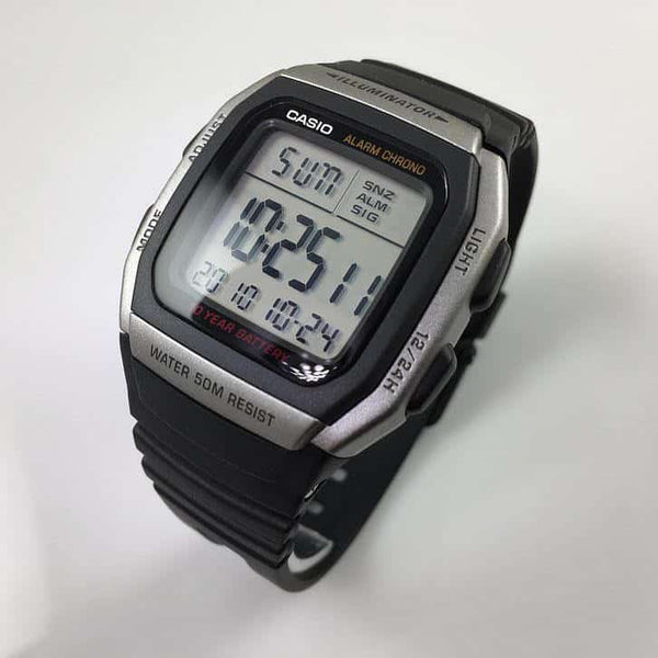 W-96H-1AV Reloj Casio para Hombre, Illuminator 10 Años de Batería — imagen 2 de 4