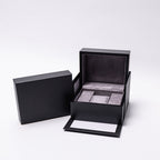 TC-001 Caja para un reloj acolchado de madera