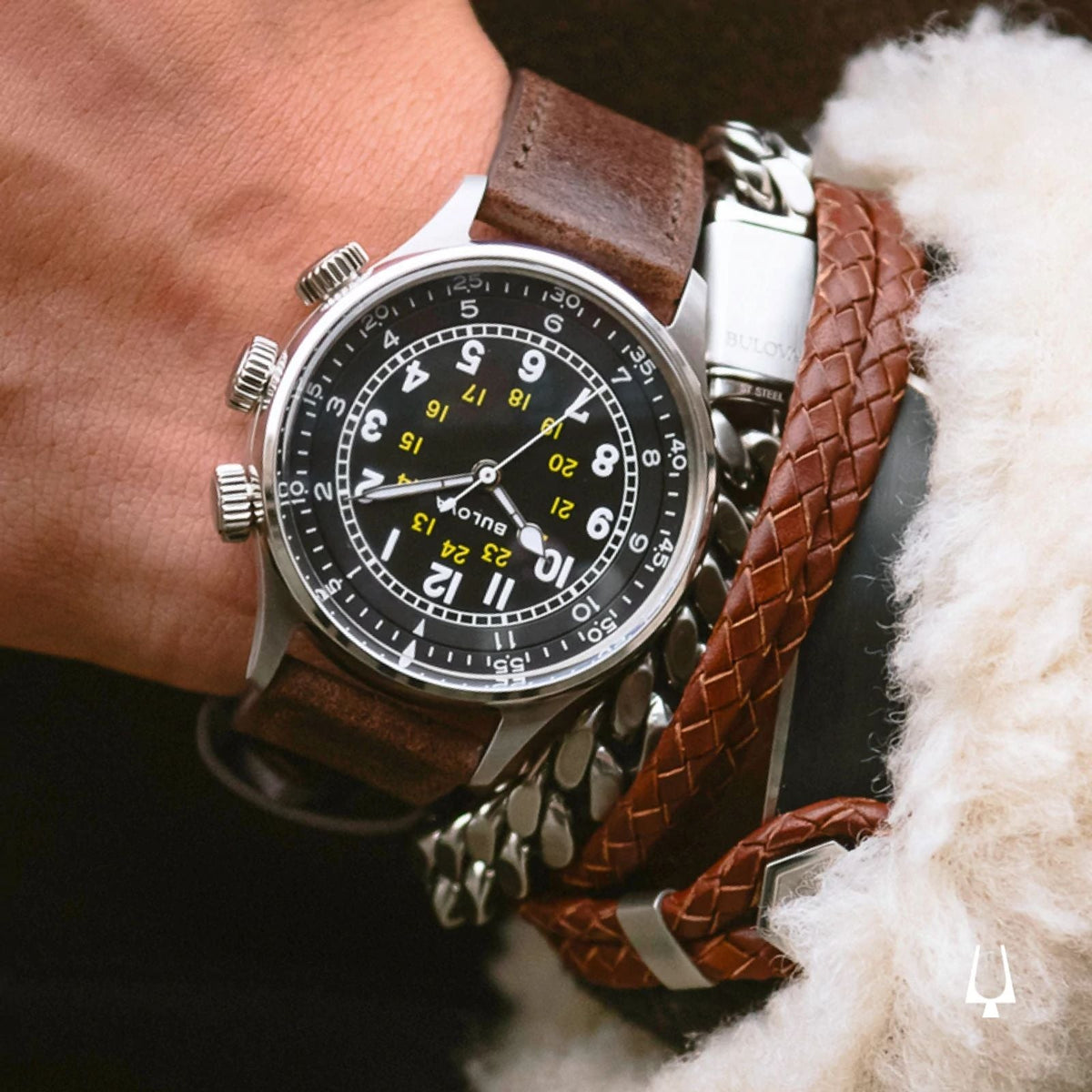 96A245 Bulova A-15 Pilot de hombre pulsera de cuero - Cuero Marrón