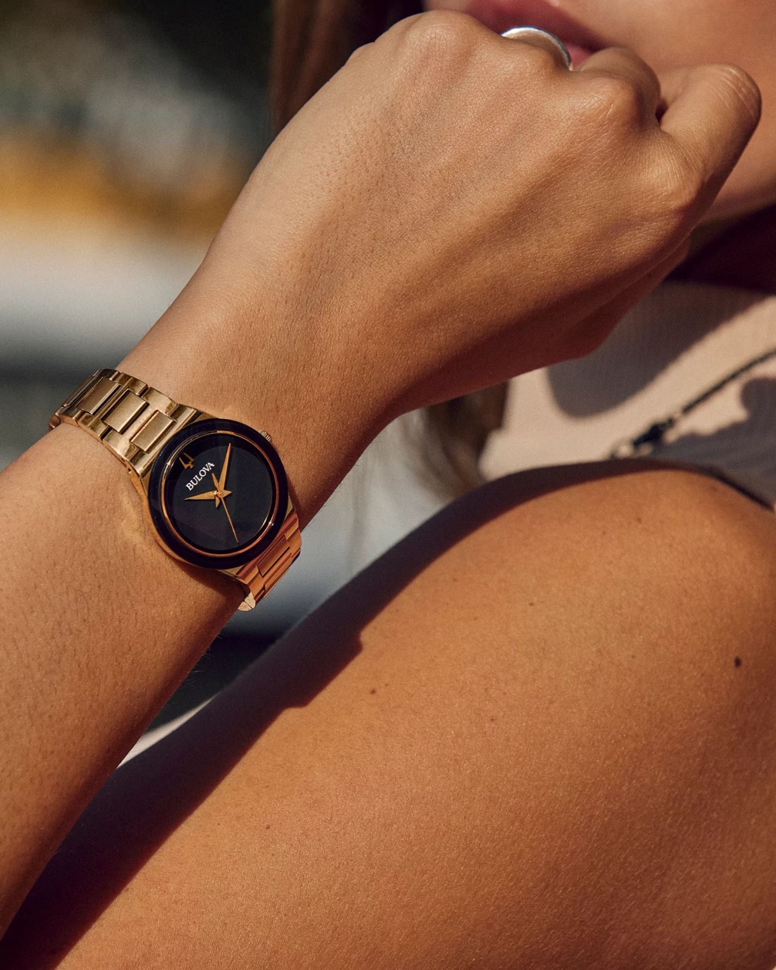 Reloj Bulova Millennia Mujer Acero Dorado - Vista 5