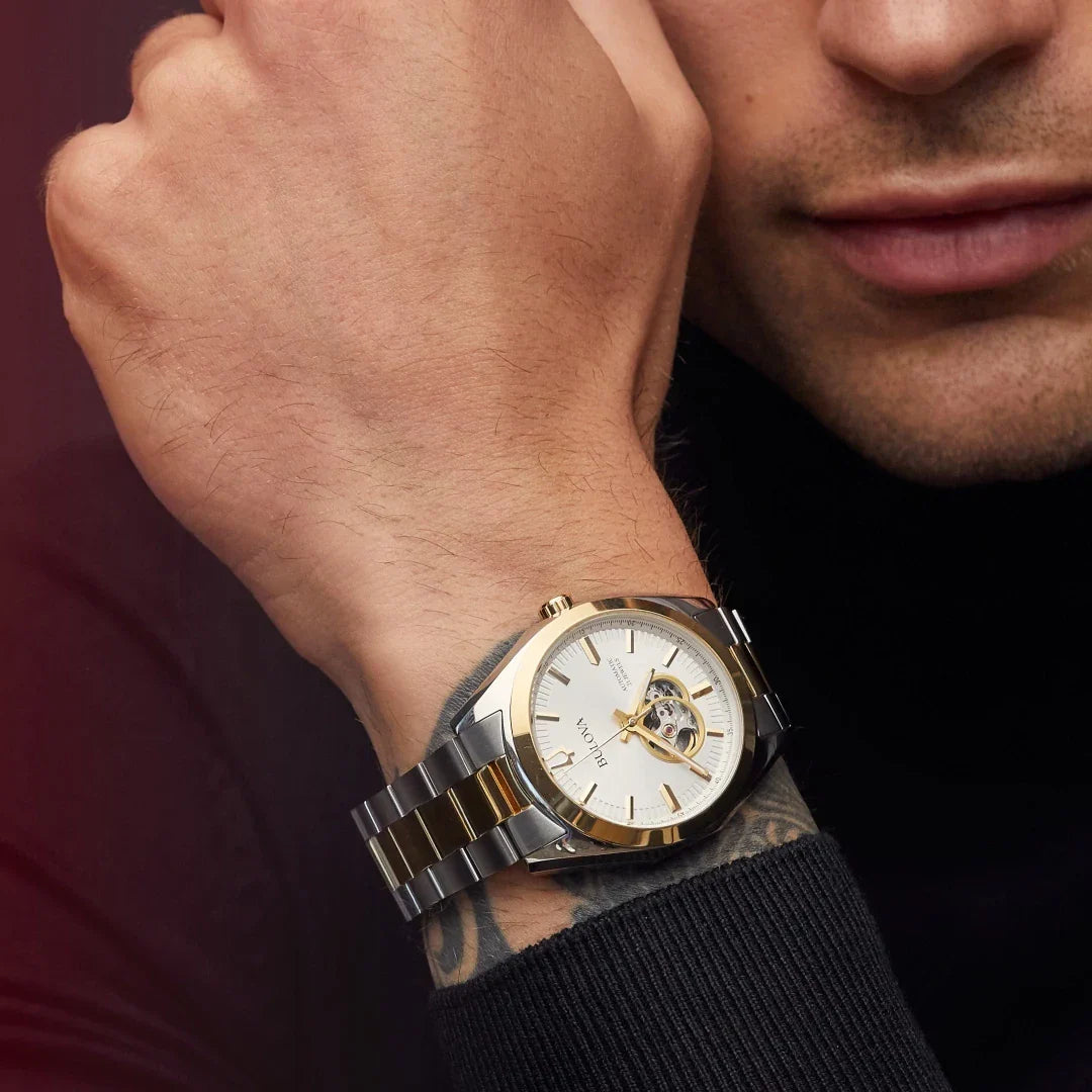Reloj Bulova Surveyor Automático Hombre Acero Bicolor - Detalle de esfera