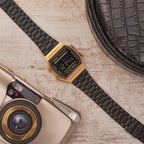 A-168WEGB-1B Reloj Casio Unisex, Vintage Clásico Illuminator - Vista lateral