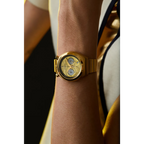 Reloj 51W Citizen Star Wars C-3PO de caballero pulsera de metal - Vista trasera