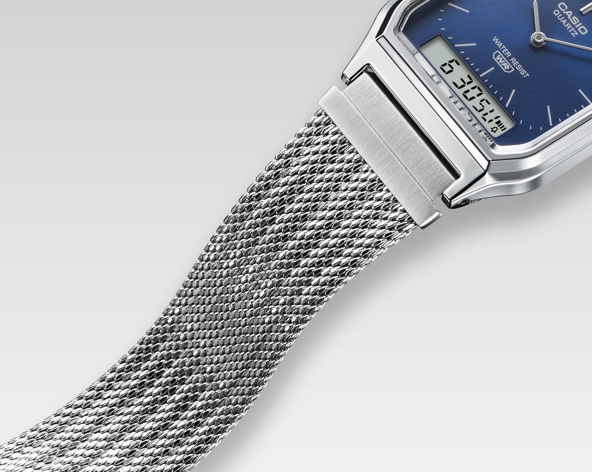 AQ-230EM Reloj Casio Vintage Unisex Acero Esfera Azul - Detalle de esfera