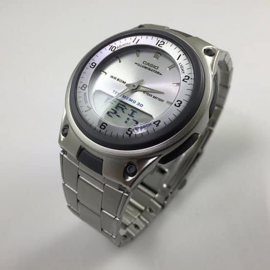 AW-80D Reloj Casio Telememo Hombre Correa de Acero - Detalle de esfera
