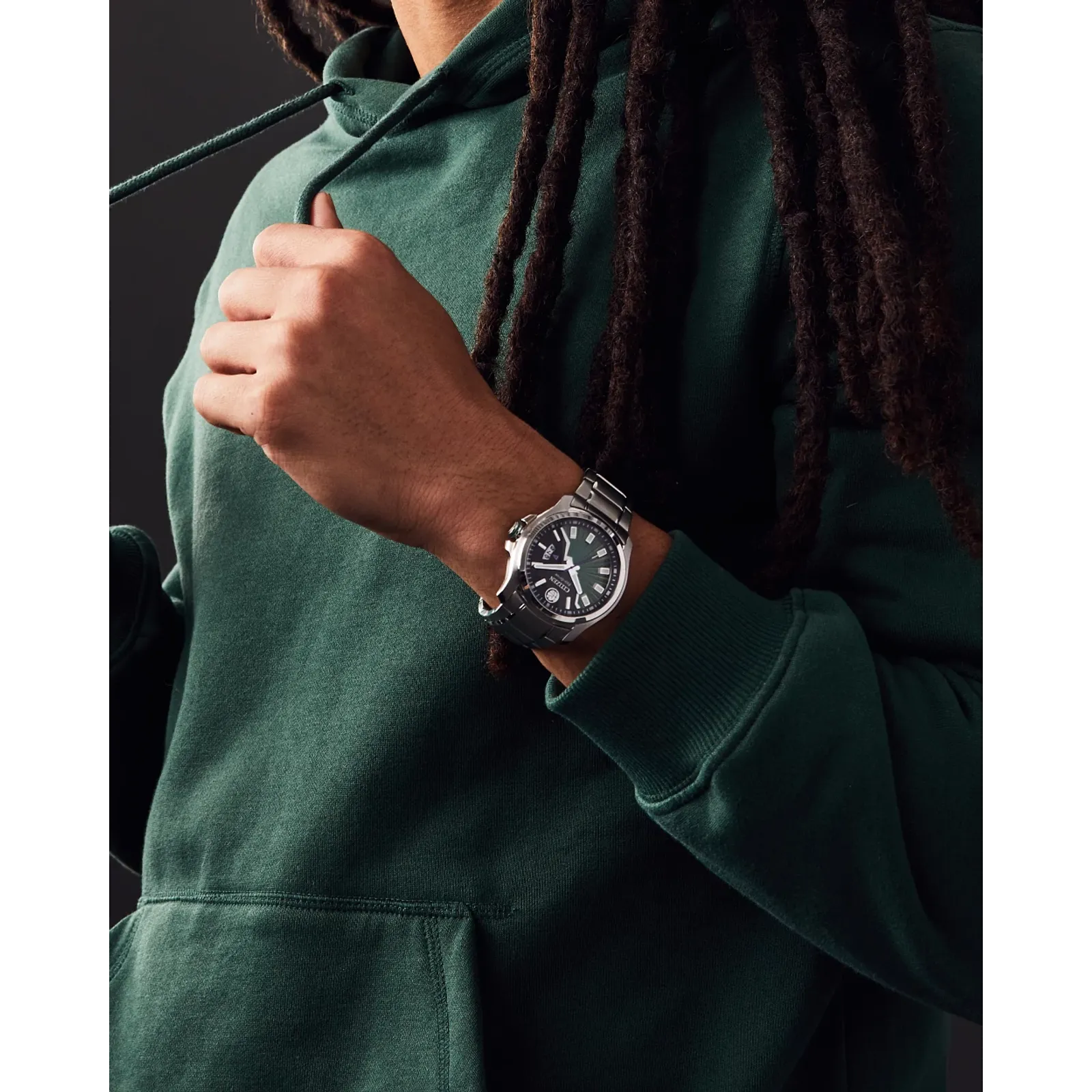 Reloj 56W Citizen The Hulk Marvel edition de hombre pulsera de metal Eco-drive - Vista trasera