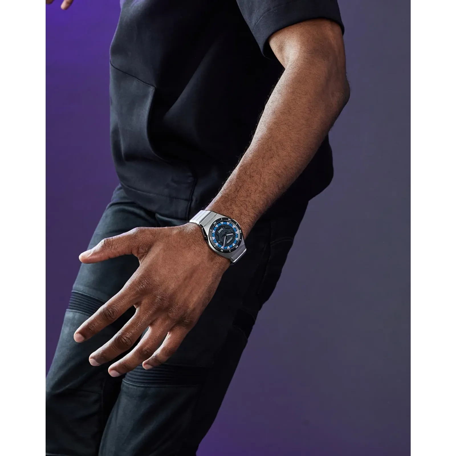 Reloj 50W Citizen Black Panter Marvel Edition de hombre pulsera de acero inoxidable Eco-drive - Detalle de esfera