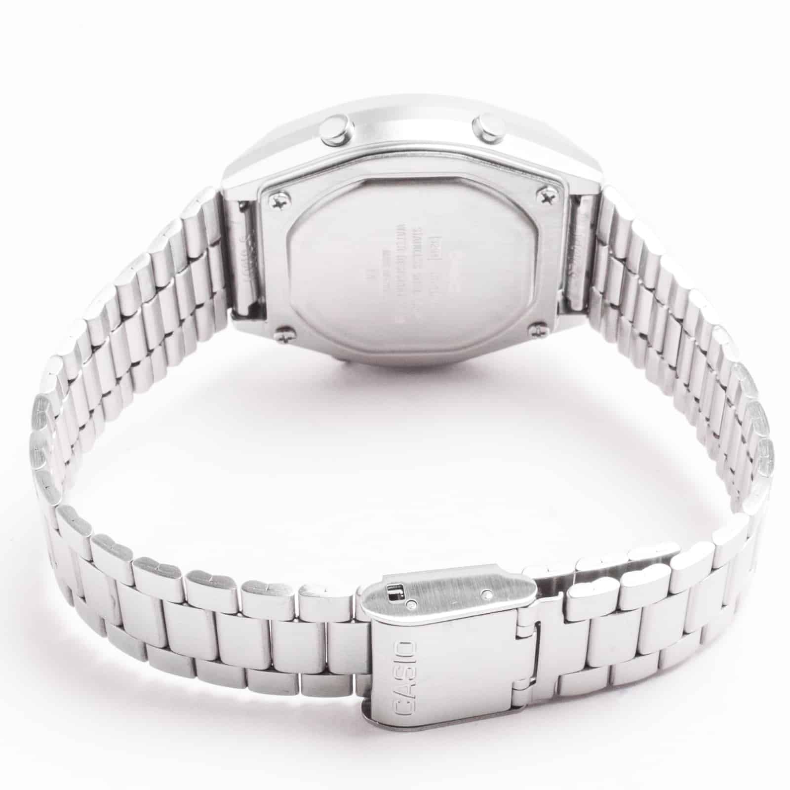 B-640WD Reloj Casio Illuminator Unisex Correa Acero - Vista trasera