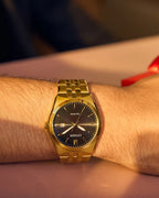 85E Reloj Citizen Eco-Drive Corso de hombre correa de metal - Detalle de esfera