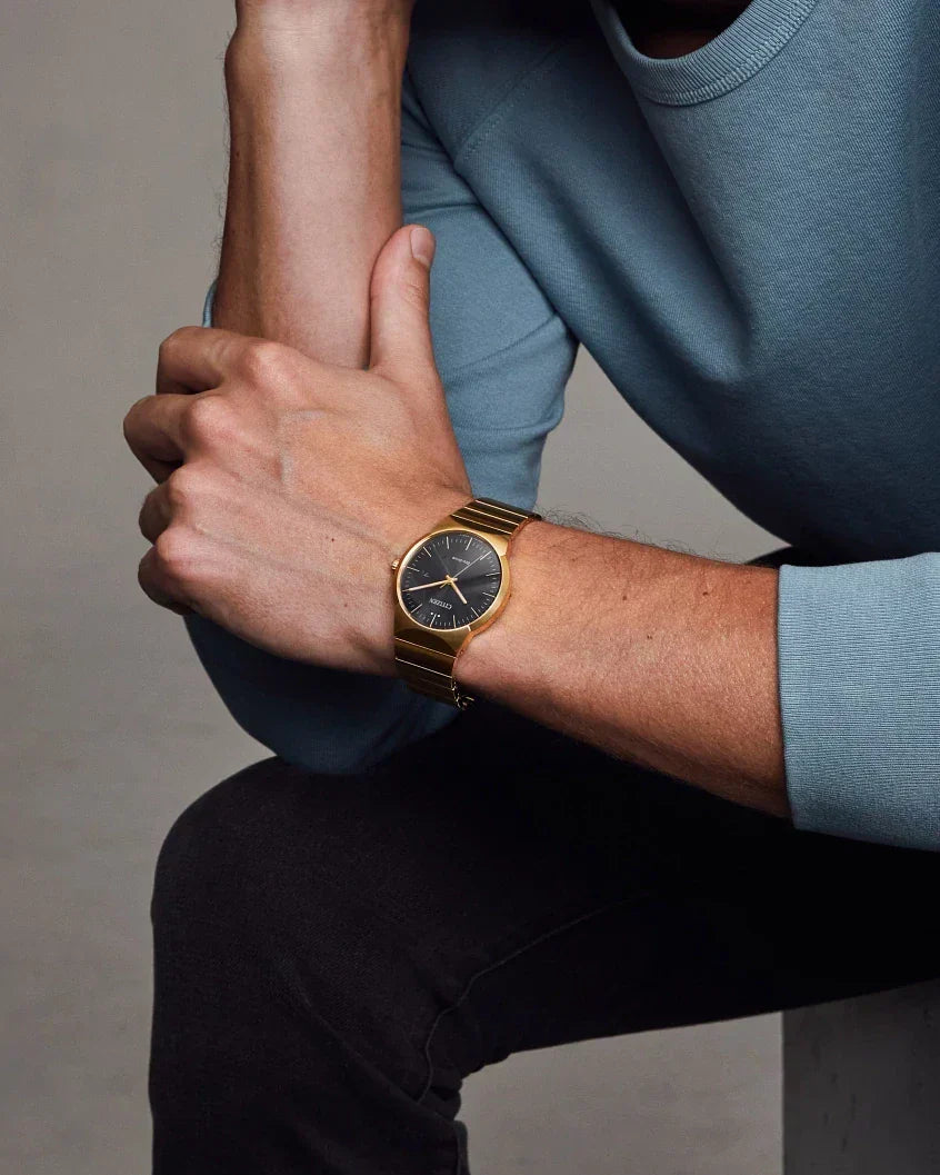 56E Reloj Citizen Axiom Hombre Brazalete de Acero - Vista trasera