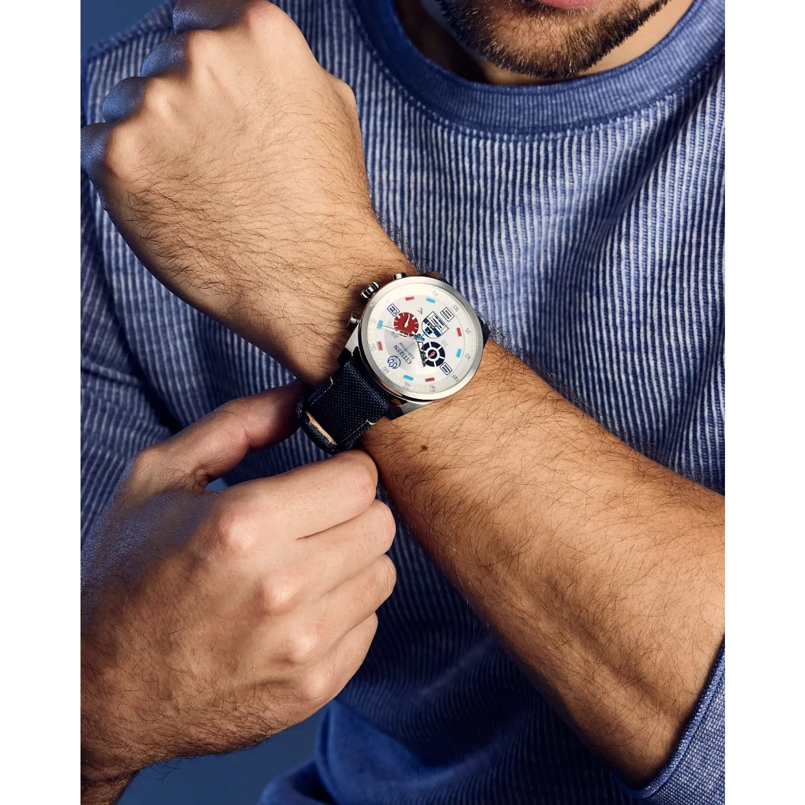Reloj 03W Citizen R2-D2 de Star Wars pulsera tela Eco-drive - Detalle de esfera