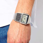 32D Reloj Casio Data Bank Hombre Correa de Acero - Vista lateral