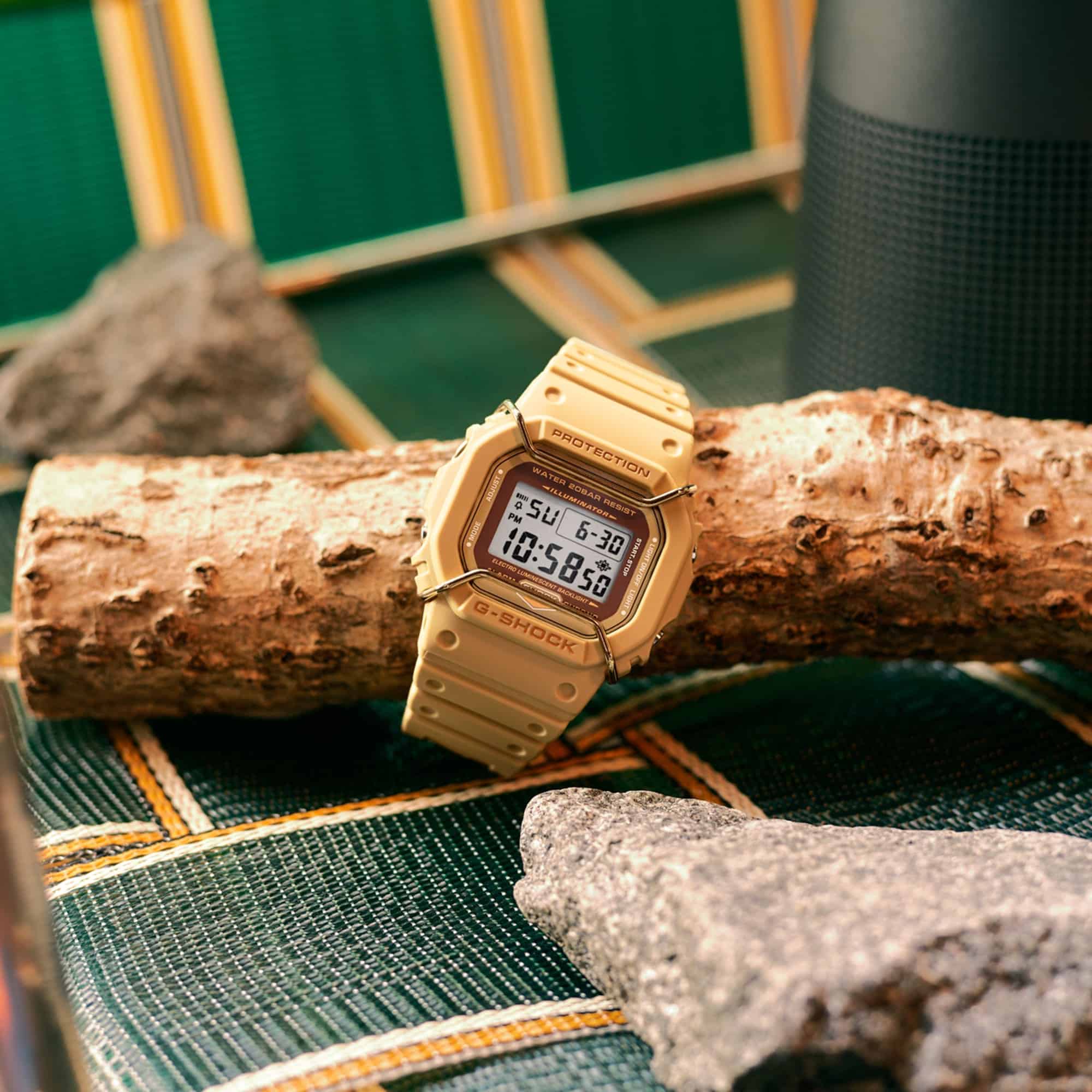 DW-5600PT Reloj G-Shock DW-5600 Unisex Resina Beige - Detalle de esfera