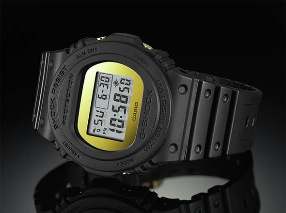 DW-5700BBMB Reloj G-Shock Cuadrado Unisex Resina Negro - Vista trasera