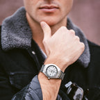 109D Reloj Edifice Hombre Brazalete de Acero Plateado - Vista trasera