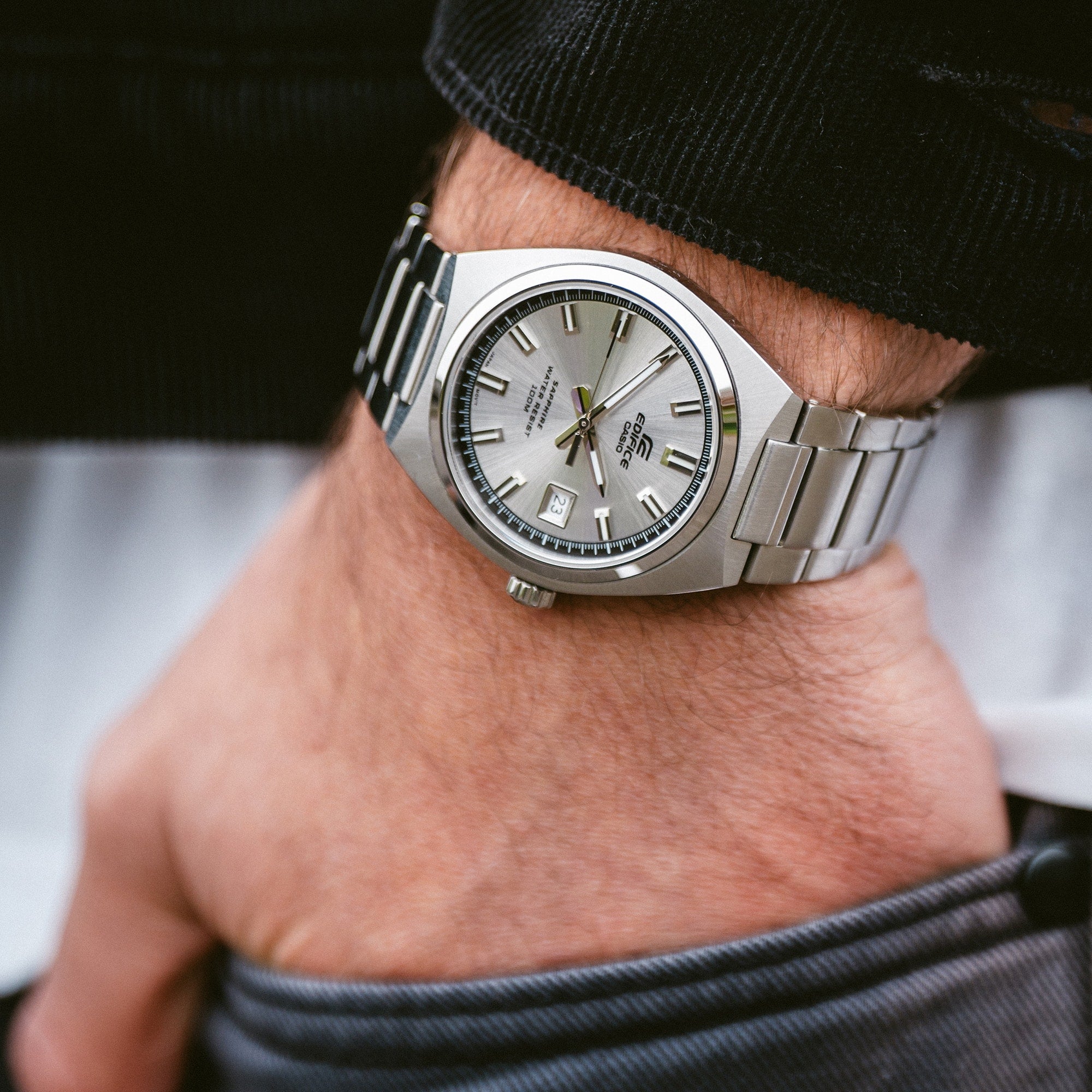 109D Reloj Edifice Hombre Brazalete de Acero Plateado - Detalle de esfera