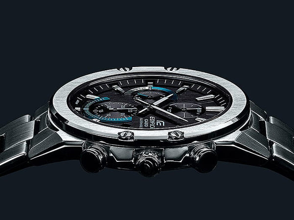 S567D Reloj Edifice Hombre Correa de Acero Esfera Negra - Vista lateral