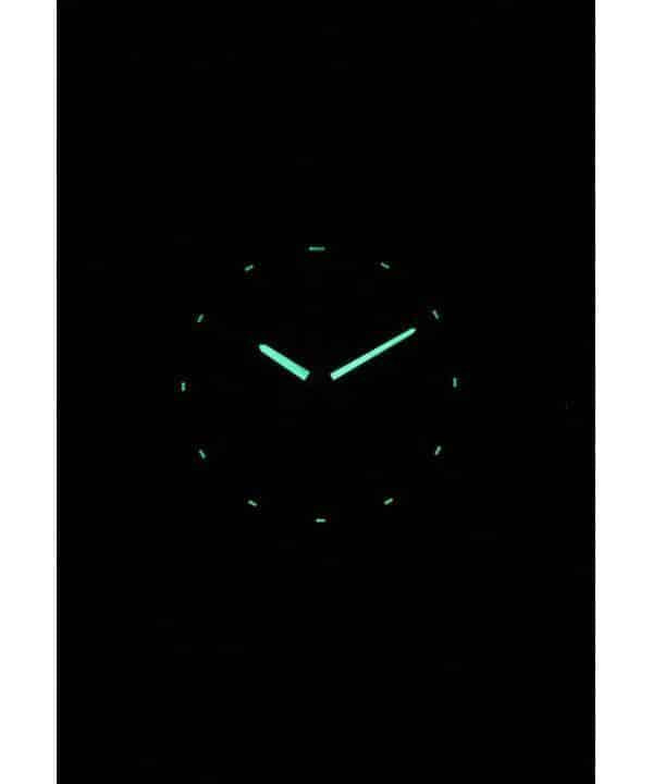 150DC Reloj Edifice Hombre Correa de Acero Negro - Vista lateral