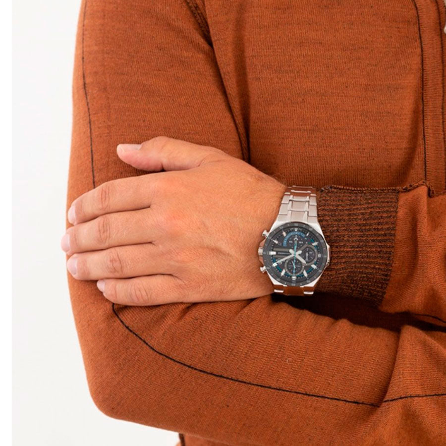 920DB Reloj Edifice Solar Hombre Acero Esfera Negra - Vista trasera