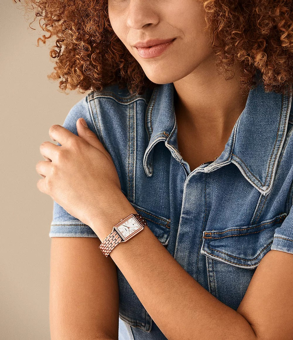 Reloj Fossil Raquel para dama pulsera de metal cuadrado - Vista trasera