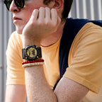 GA-900AG Reloj G-Shock Hombre Resina Negro y Dorado - Vista lateral