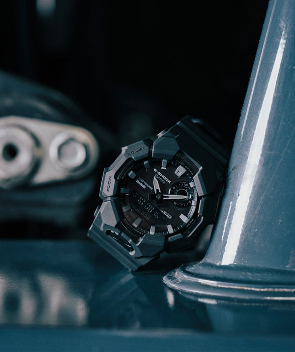 GA-B010 Reloj G-Shock Hombre Resina Negra - Vista lateral