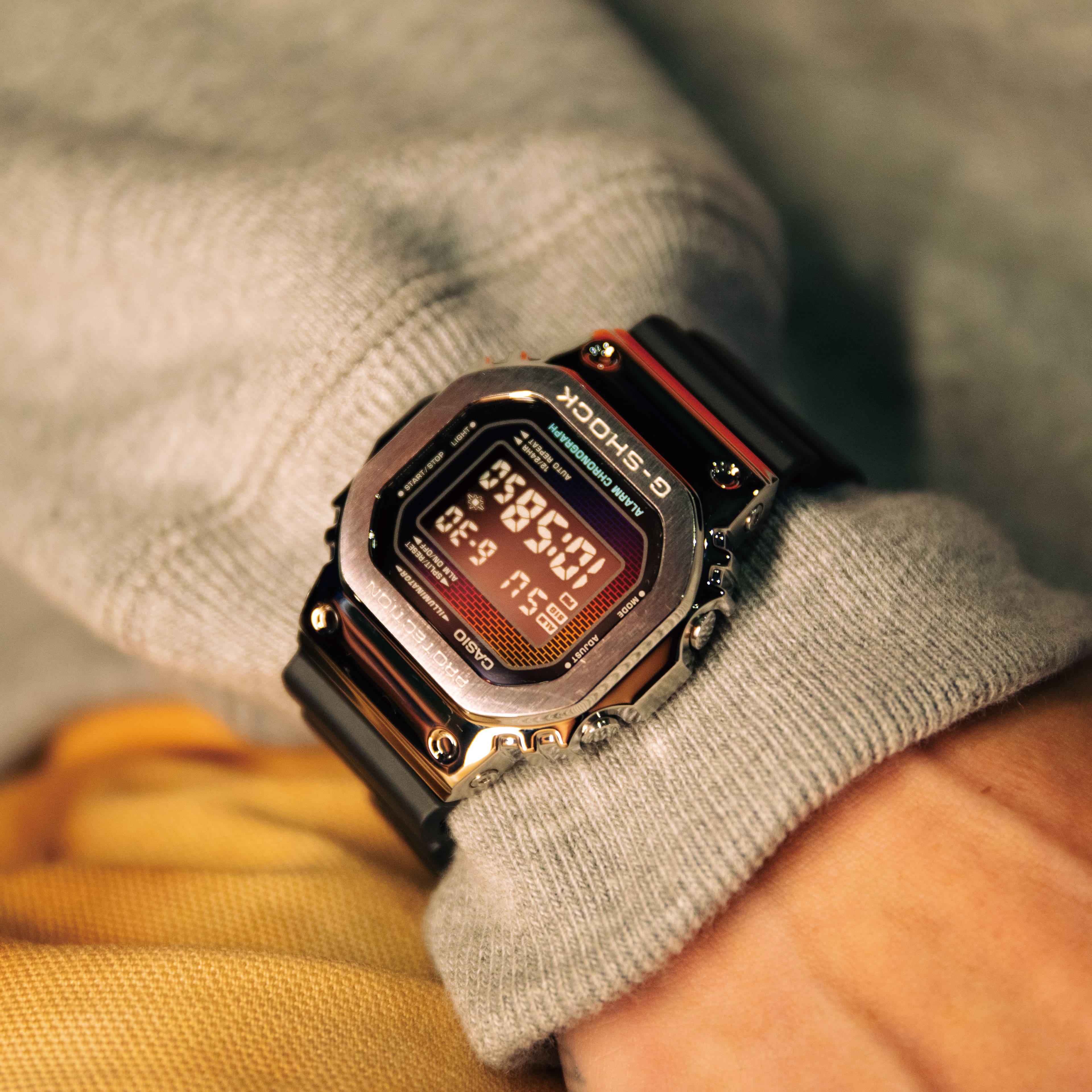 GM-5600RW Reloj G-Shock Hombre Acero Silicona Display - Vista 5
