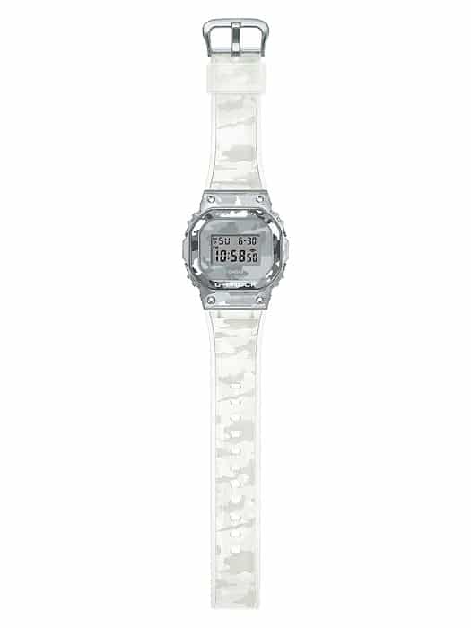 GM-5600SCM Reloj G-Shock 5600 Hombre Camuflaje Plata - Detalle de esfera