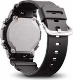 GM-5600U Reloj G-Shock Hombre Acero Caucho Plateado Negro - Detalle de esfera
