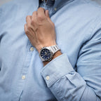 B1000D-2A Reloj G-Shock de hombre pulsera de metal - Vista lateral