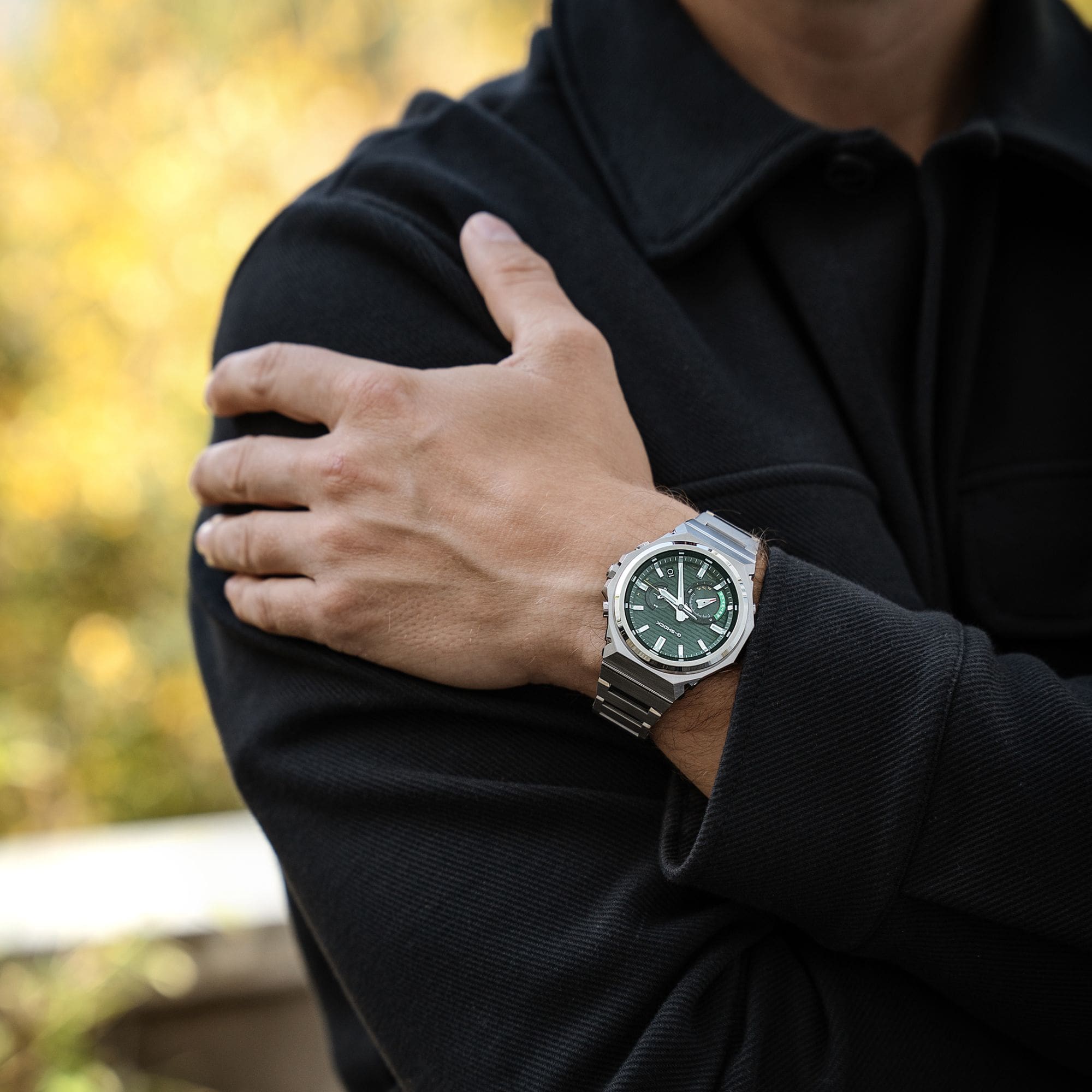 B1000D-3A Reloj G-Shock de hombre banda de metal - Detalle de esfera