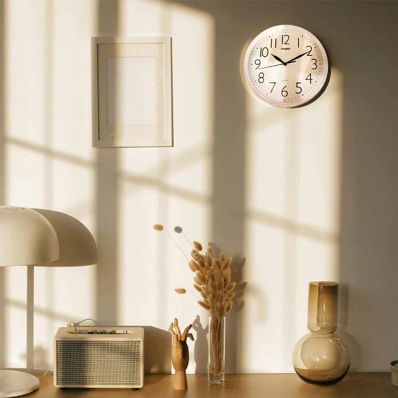 IQ-05-7 Reloj de Pared Casio