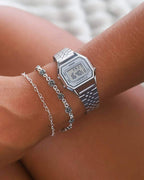 LA-680WA-7 Reloj Casio Unisex, Vintage Clásico Illuminator - Vista lateral