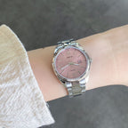1302DD Reloj Casio Mujer Acero Inoxidable Esfera Rosa - Detalle de esfera