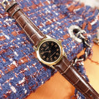 V001GL Reloj Casio Mujer Caja Dorada Correa de Cuero - Detalle de esfera