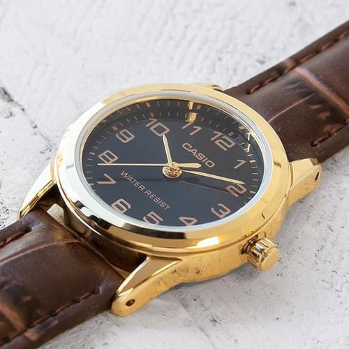V001GL Reloj Casio Mujer Caja Dorada Correa de Cuero - Vista 5