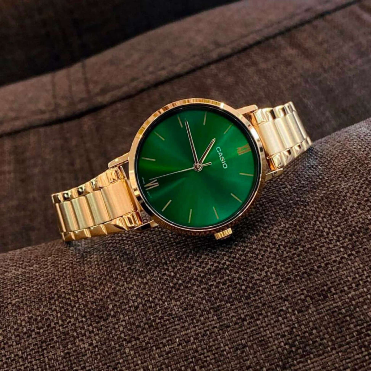LTP-VT02G-3A Casio Reloj para Señorita - Dorado