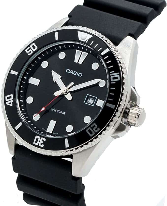 10 Reloj Casio MDV Hombre Correa de Resina Negro - Vista trasera